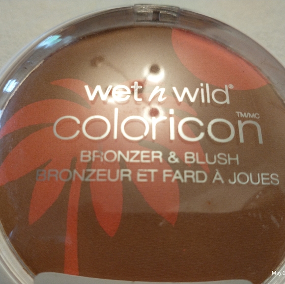 🌺Wet n Wild Bronzer and Blush - Picture 3 of 3